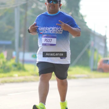 Runner Photo 3483401