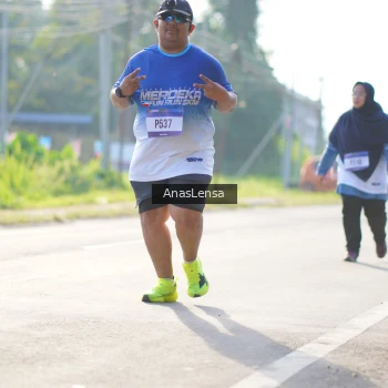 Runner Photo 3483417