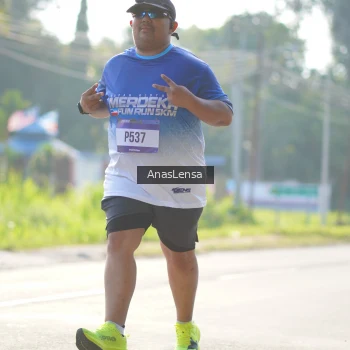 Runner Photo 3483426