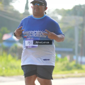 Runner Photo 3483428
