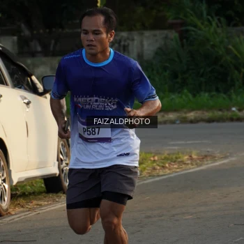 Runner Photo 3483444