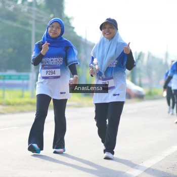 Runner Photo 3483513