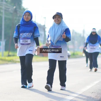 Runner Photo 3483515
