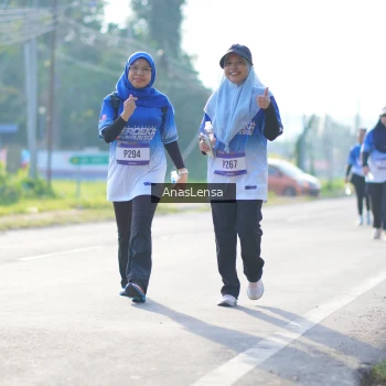 Runner Photo 3483518