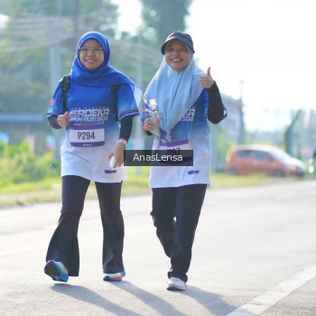 Runner Photo 3483534