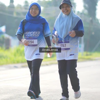 Runner Photo 3483536