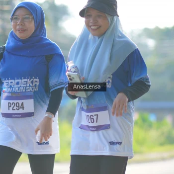 Runner Photo 3483553