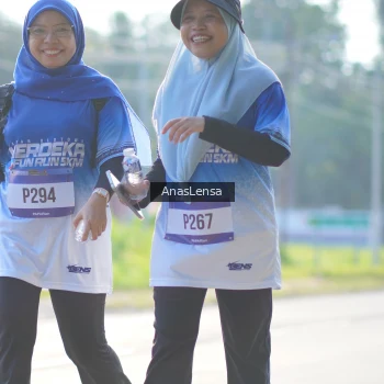 Runner Photo 3483554