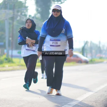 Runner Photo 3483605