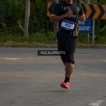 Runner Photo 3483731