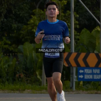 Runner Photo 3483762
