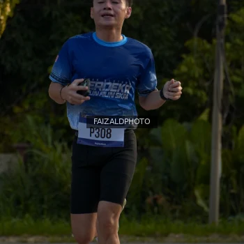 Runner Photo 3483767