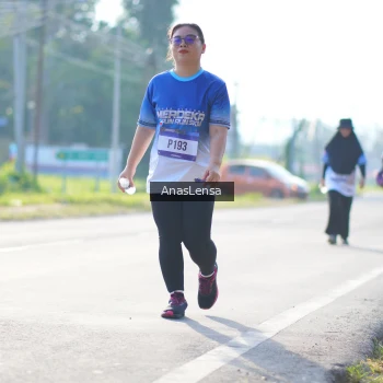 Runner Photo 3483878