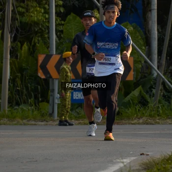 Runner Photo 3483899