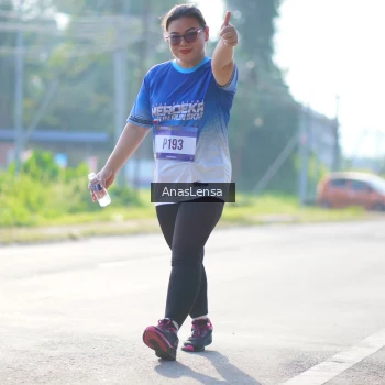 Runner Photo 3483924