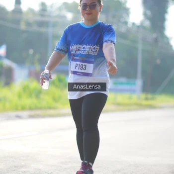 Runner Photo 3483936