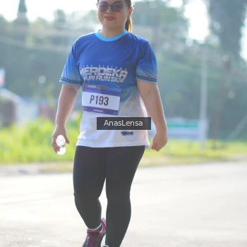 Runner Photo 3483971