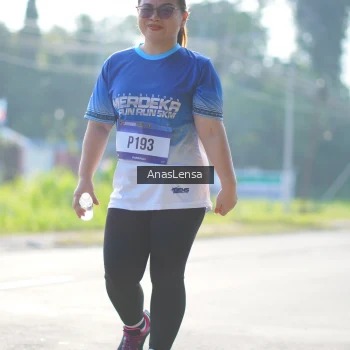 Runner Photo 3483975