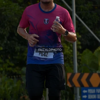 Runner Photo 3484096