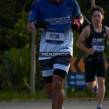 Runner Photo 3484146