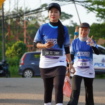 Runner Photo 3484159