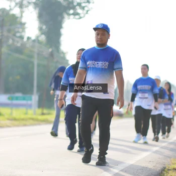 Runner Photo 3484174