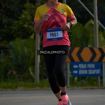 Runner Photo 3484176
