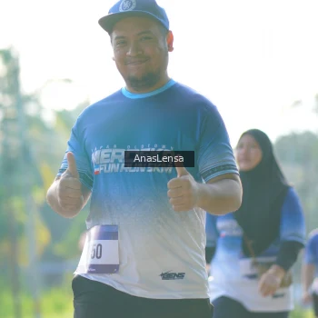 Runner Photo 3484235