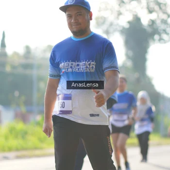 Runner Photo 3484237