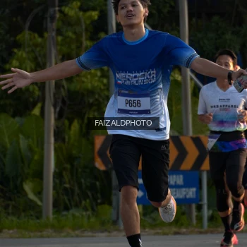 Runner Photo 3484256