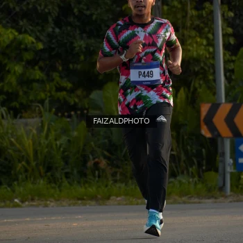 Runner Photo 3484308
