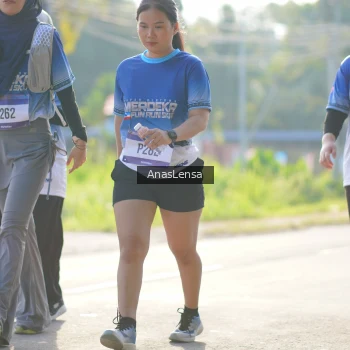 Runner Photo 3484316