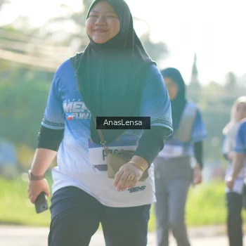 Runner Photo 3484319