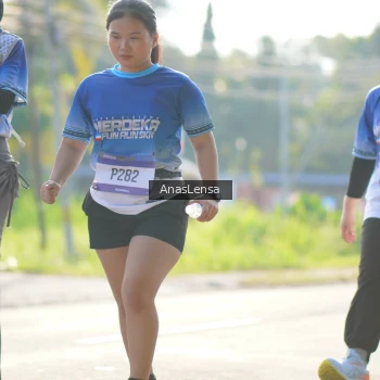 Runner Photo 3484328