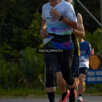 Runner Photo 3484333
