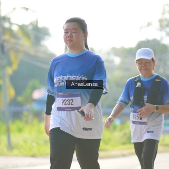 Runner Photo 3484337