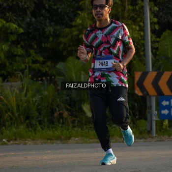 Runner Photo 3484342