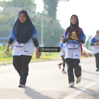 Runner Photo 3484375