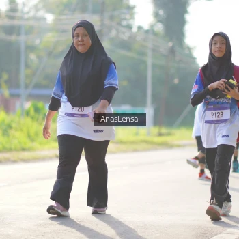 Runner Photo 3484381