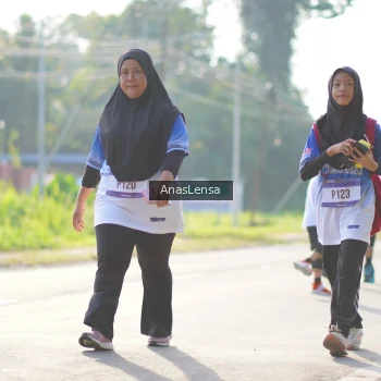 Runner Photo 3484382