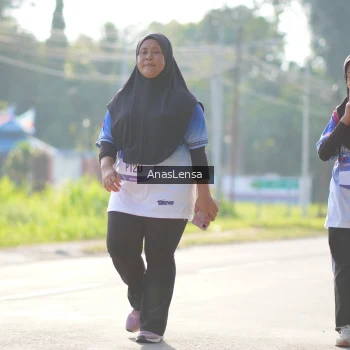 Runner Photo 3484429