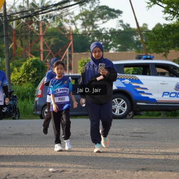 Runner Photo 3484454