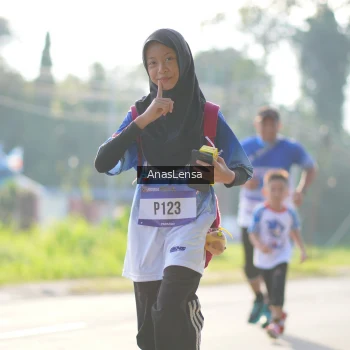 Runner Photo 3484477
