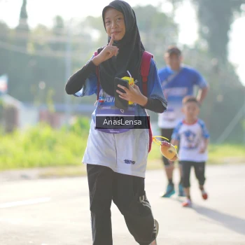 Runner Photo 3484478