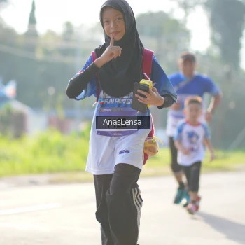 Runner Photo 3484497