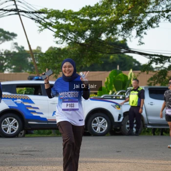 Runner Photo 3484519