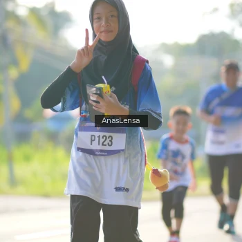 Runner Photo 3484527