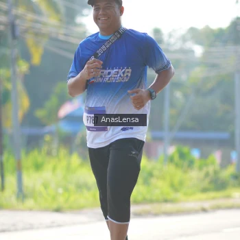 Runner Photo 3484538