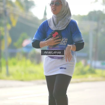 Runner Photo 3484573