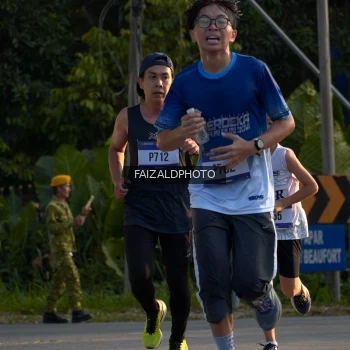 Runner Photo 3484609